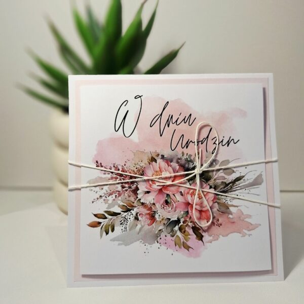 Kartka Okolicznościowa - W Dniu Urodzin - Kompozycja