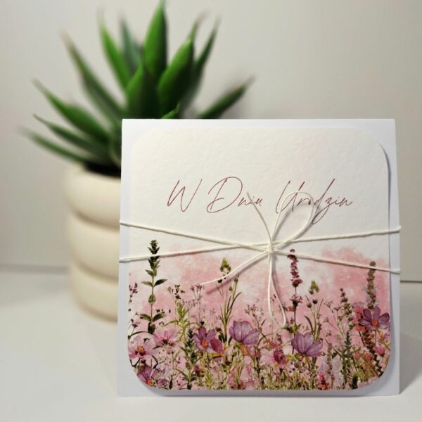 Kartka Okolicznościowa - W Dniu Urodzin - Łąka jasno różowa